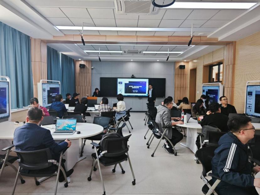 必赢bwin线路检测中心举办教师教学能力提升专题研讨会（第2期）